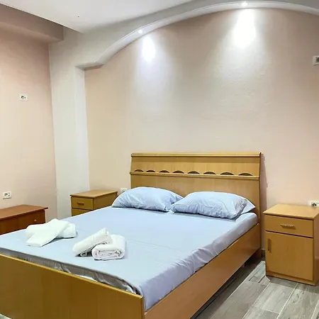 In Apartment Shkoder